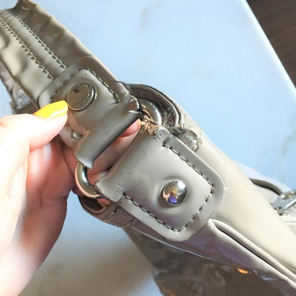 Marc Jacobs patent leather nude taupe shoulder bag / purse - Picture 15 of 16